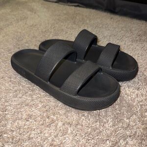 PINK Victoria's Secret Double Strap Pillow Slides